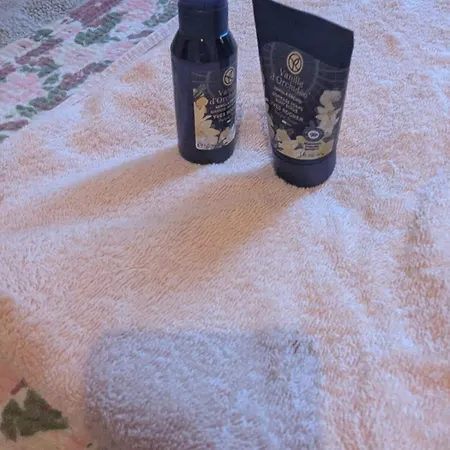 Grand F3 Ferrand Centre Et Garage Salins Apartment *